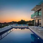 Sun Apartman