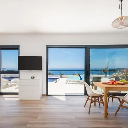 Sun Apartment