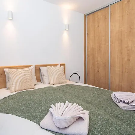 Apartamento Sun Zečevo