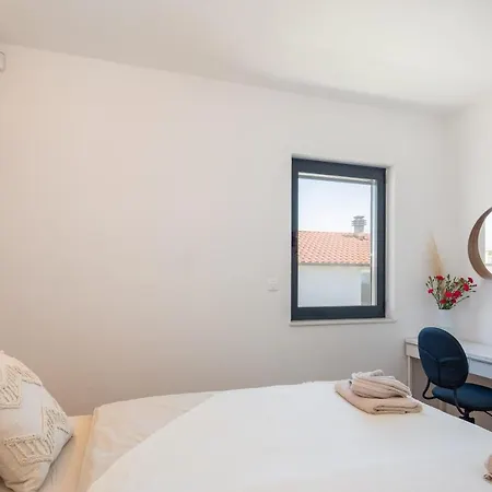 Sun Apartment